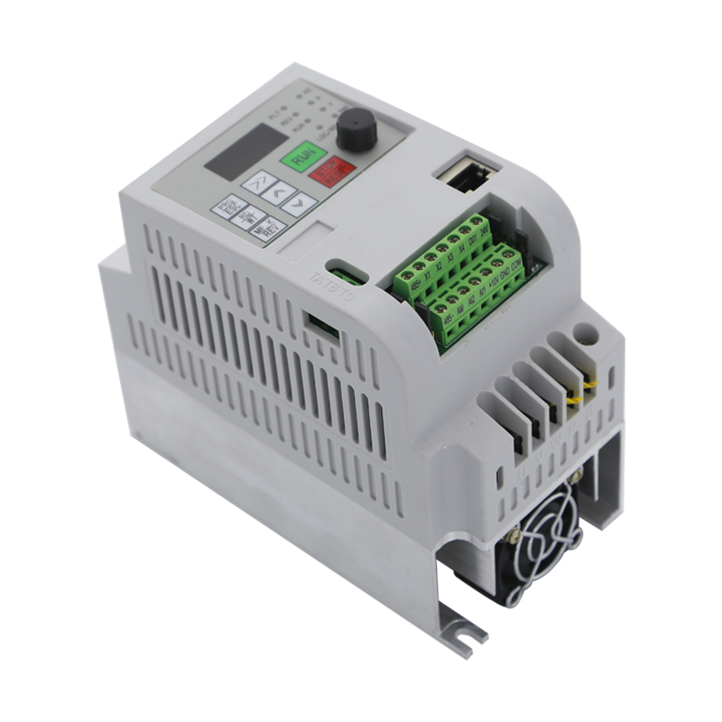 NFlixin 9600D 220V 0.75KW/1.5K - Vfd 0.75Kw Mini Inverter recensie en prijs